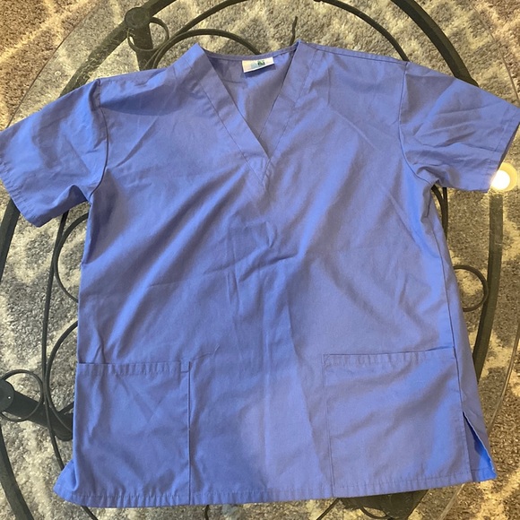 Adar Uniforms scrub top - Picture 1 of 3